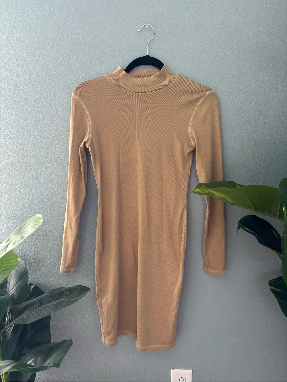 Old Navy Long Sleeve Mock Neck Bodycon Dress - Camel